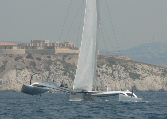 Baptiste Morel/Voile-Multicoques